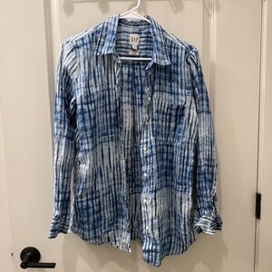 GAP Linen Button Down Shirt XS Blue White Tie Dye EUC Beach Boho Casual Summer